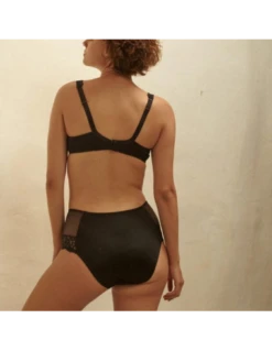 Culotte Haute En Dentelle De Calais GABY Noir Maison Lejaby 5 Culotte Haute En Dentelle De Calais GABY Noir Maison Lejaby -Ma Boîte à Dessous Soldes culotte haute en dentelle de calais gaby noir maison lejaby 1