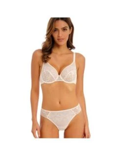 Soutien-gorge Classique à Armatures AKINA WACOAL Ivoire -Ma Boîte à Dessous Soldes soutien gorge classique a armatures akina wacoal ivoire 2