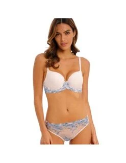 Ma Boîte à Dessous Soldes -Ma Boîte à Dessous Soldes soutien gorge contour armatures embrace lace wacoal pastel blue 1